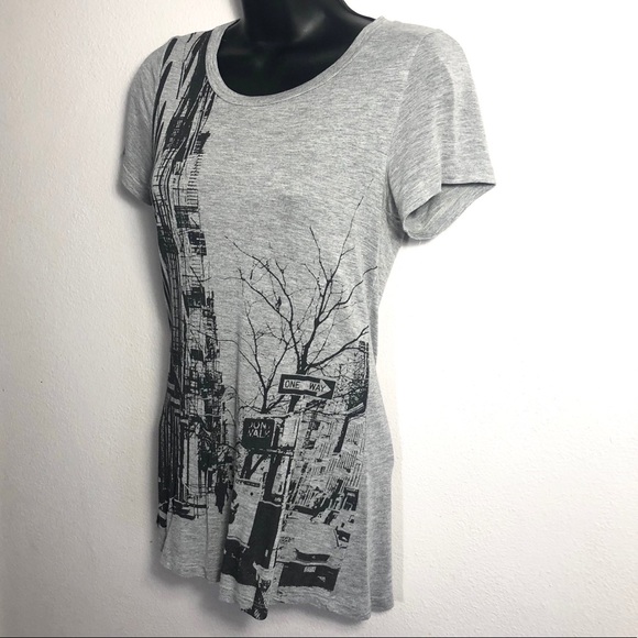 Romeo & Juliet Medium gray short sleeved t-shirt - Picture 3 of 7